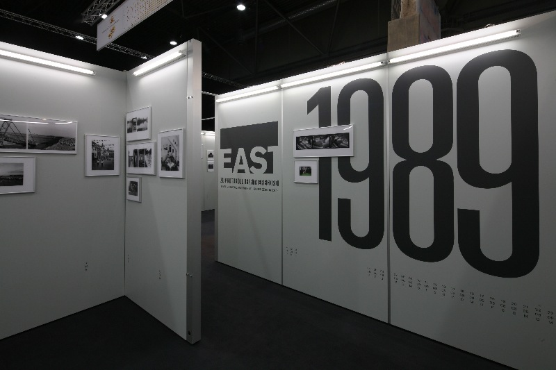 Fotoausstellung EAST – Zu Protokoll